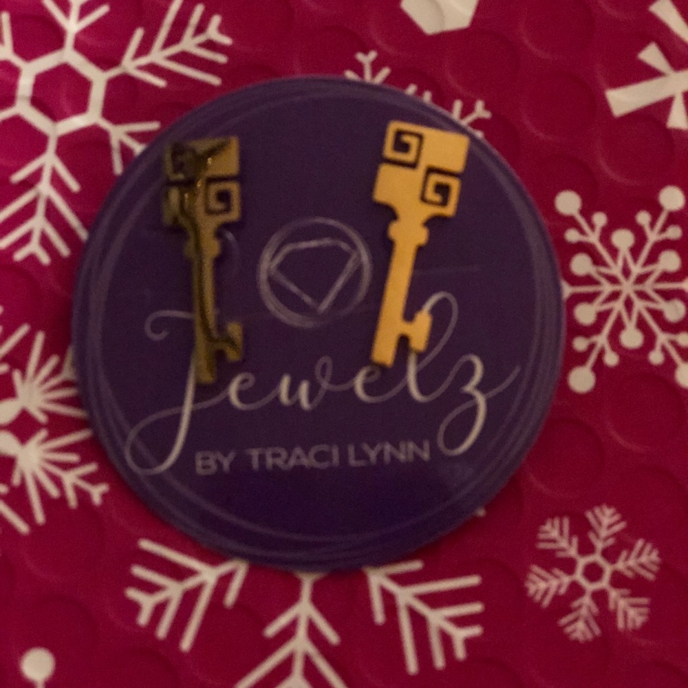 Key Earrings - Picture 2 of 3